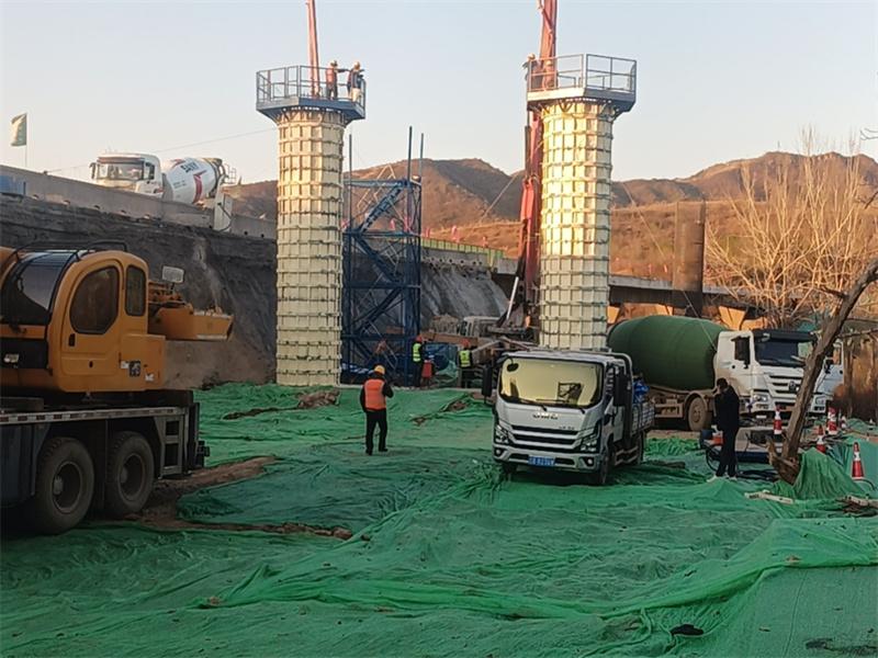 高速模板聚氨酯保温